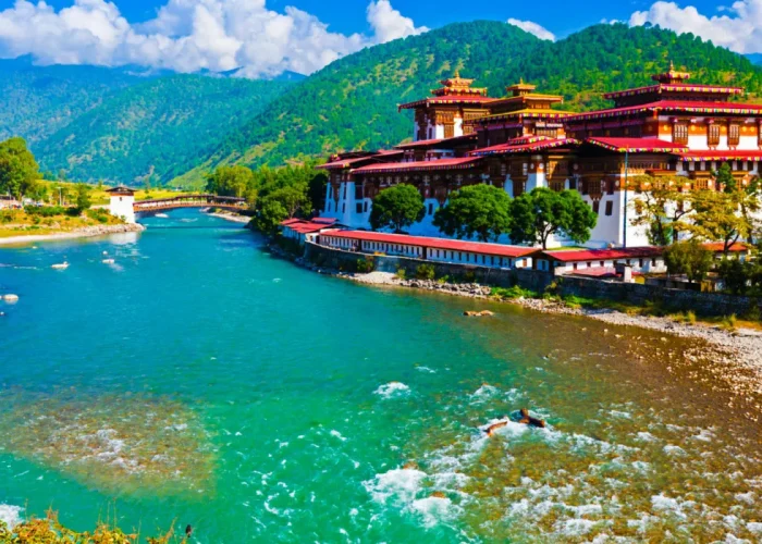 Punakha-Dzong-e1574919168213